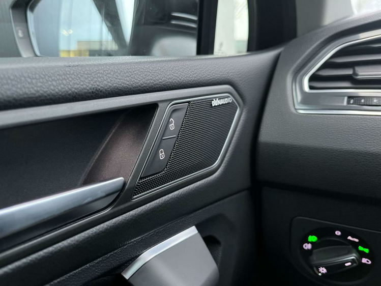 Volkswagen Tiguan Allspace 2.0 TD R-Line Platinum 7-zit/Panodak/Virtual/360' Leconte Motors