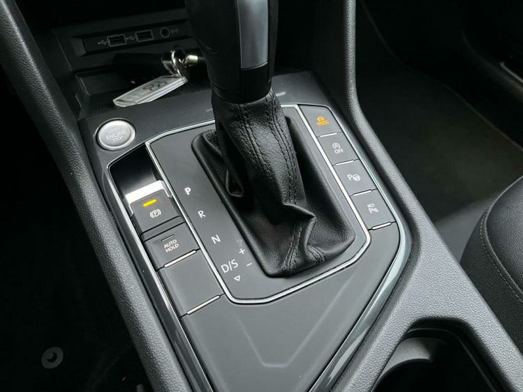 Volkswagen Tiguan Allspace 2.0 TD R-Line Platinum 7-zit/Panodak/Virtual/360' Leconte Motors
