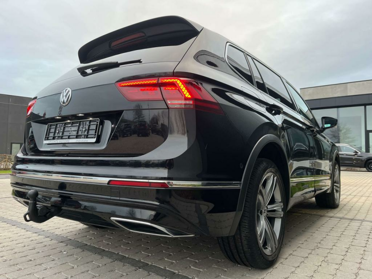 Volkswagen Tiguan Allspace 2.0 TD R-Line Platinum 7-zit/Panodak/Virtual/360' Leconte Motors