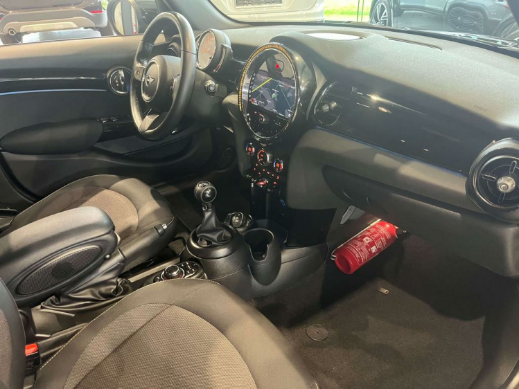 MINI One 1.5i Facelift 5D Full-LED/Navi-Pro/Carplay/Cruise! Leconte Motors