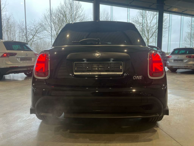 MINI One 1.5i Facelift 5D Full-LED/Navi-Pro/Carplay/Cruise! Leconte Motors