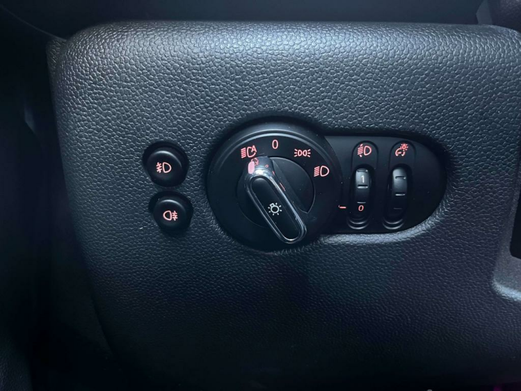 MINI One 1.5 OPF 5-deurs Navigatie/Cruise/PDC/Sportstuur/.. Leconte Motors