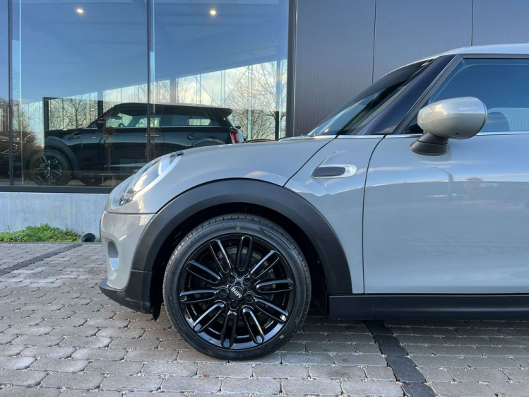 MINI One 1.5 OPF 5-deurs Navigatie/Cruise/PDC/Sportstuur/.. Leconte Motors