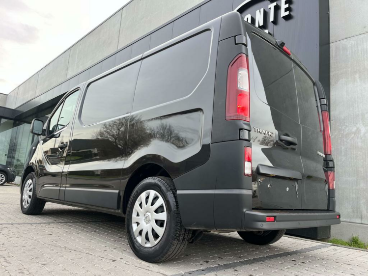 Renault Trafic 2.0DCI Lichte Vracht 3-zit/LED/Gps/Camera/PDC/BLTH Leconte Motors