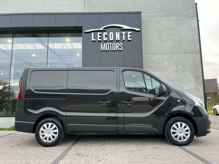 Renault Trafic 2.0DCI Lichte Vracht 3-zit/LED/Gps/Camera/PDC/BLTH Leconte Motors