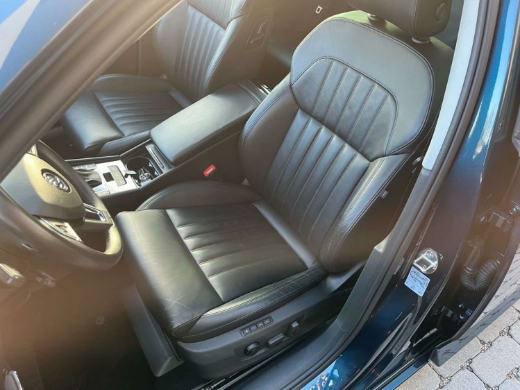 Skoda Superb 1.5 TSI DSG Panodak/Leder/Camera/Gps/ACC/Zetelverw Leconte Motors