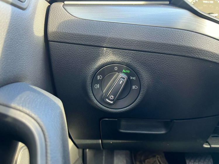 Skoda Superb 1.5 TSI DSG Panodak/Leder/Camera/Gps/ACC/Zetelverw Leconte Motors