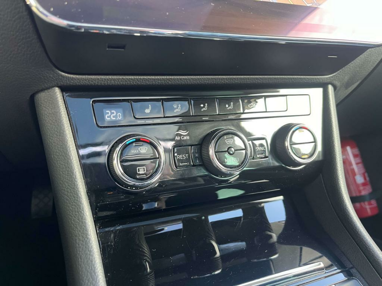 Skoda Superb 1.5 TSI DSG Panodak/Leder/Camera/Gps/ACC/Zetelverw Leconte Motors