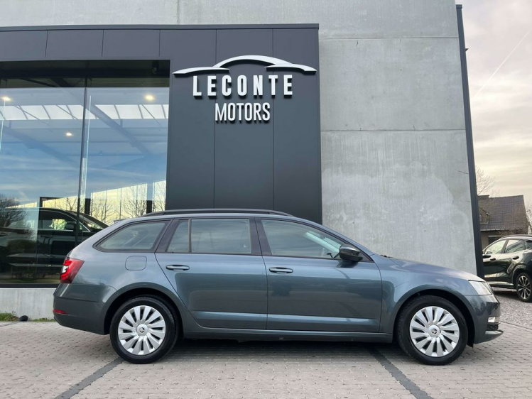 Skoda Octavia 1.0 TSI Ambition DSG Gps/Carplay/Camera/ACC/BLTH Leconte Motors