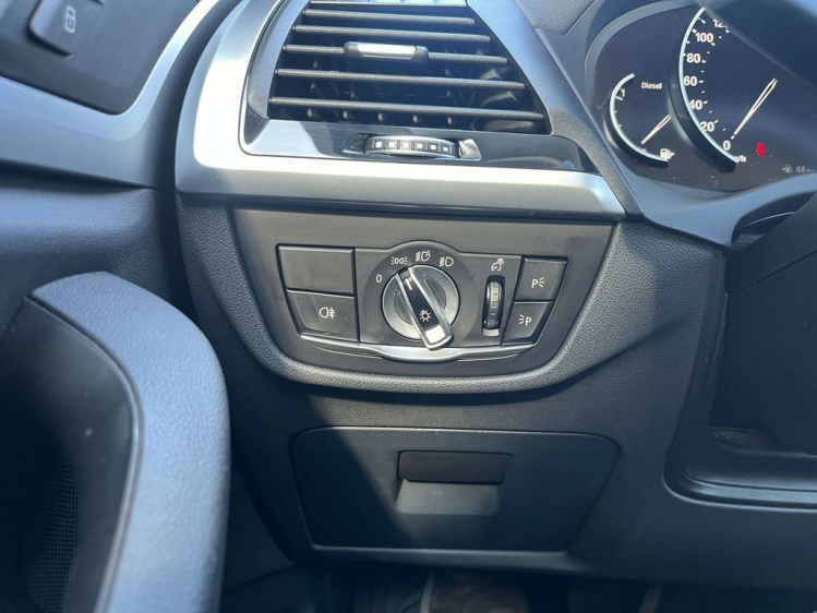 BMW X3 2.0 dA sDrive18 Navigatie/Leder/Cruise/PDC/BLTH/.. Leconte Motors