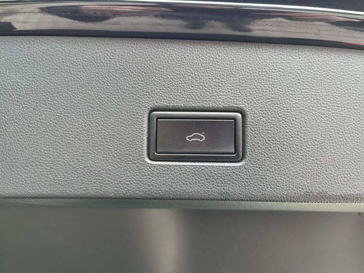 Volkswagen T-Roc 1.0 TSI Style Panodak/Virtual-Cockpit/Camera/ACC Leconte Motors