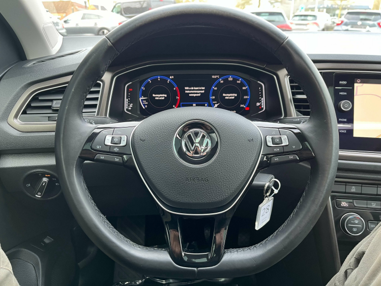 Volkswagen T-Roc 1.0 TSI Style Panodak/Virtual-Cockpit/Camera/ACC Leconte Motors