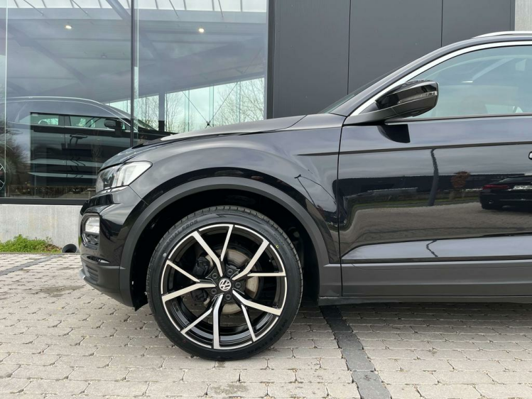 Volkswagen T-Roc 1.0 TSI Style Panodak/Virtual-Cockpit/Camera/ACC Leconte Motors