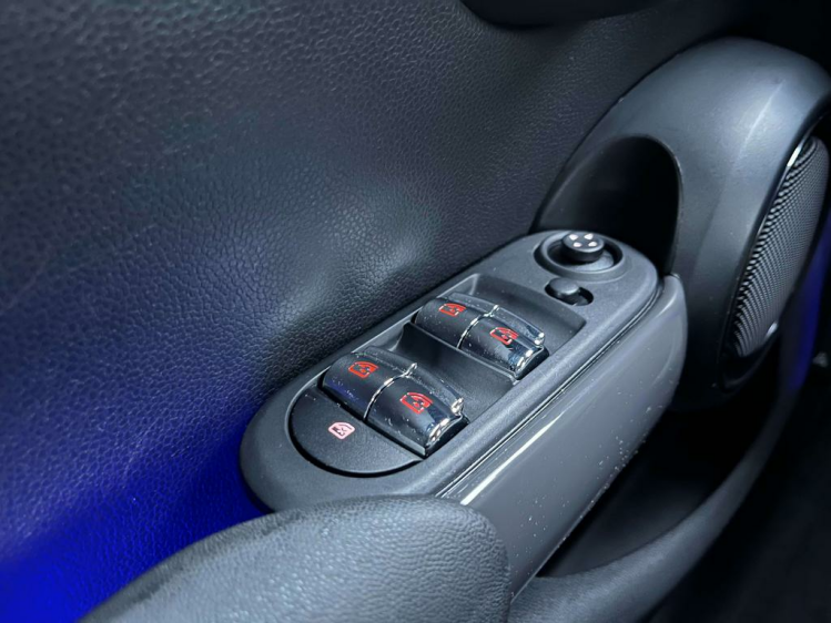 MINI One 1.5i 5-deurs Navigatie/Sportstuur/Cruise/PDC/BLTH Leconte Motors