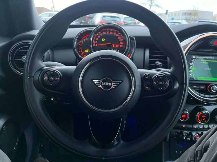 MINI One 1.5i 5-deurs Navigatie/Sportstuur/Cruise/PDC/BLTH Leconte Motors