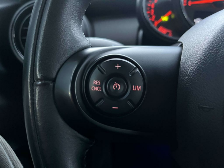 MINI One 1.5i 5-deurs Navigatie/Sportstuur/Cruise/PDC/BLTH Leconte Motors