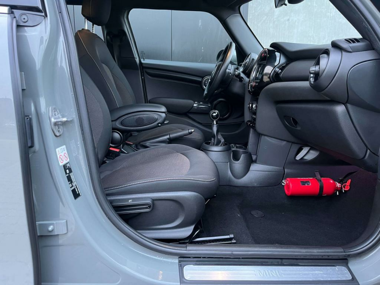 MINI One 1.5i 5-deurs Navigatie/Sportstuur/Cruise/PDC/BLTH Leconte Motors