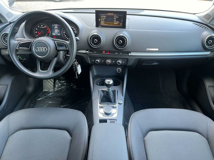 Audi A3 30 TFSI Sportback 27.893km PDC/BLTH/Zetelverwarm Leconte Motors