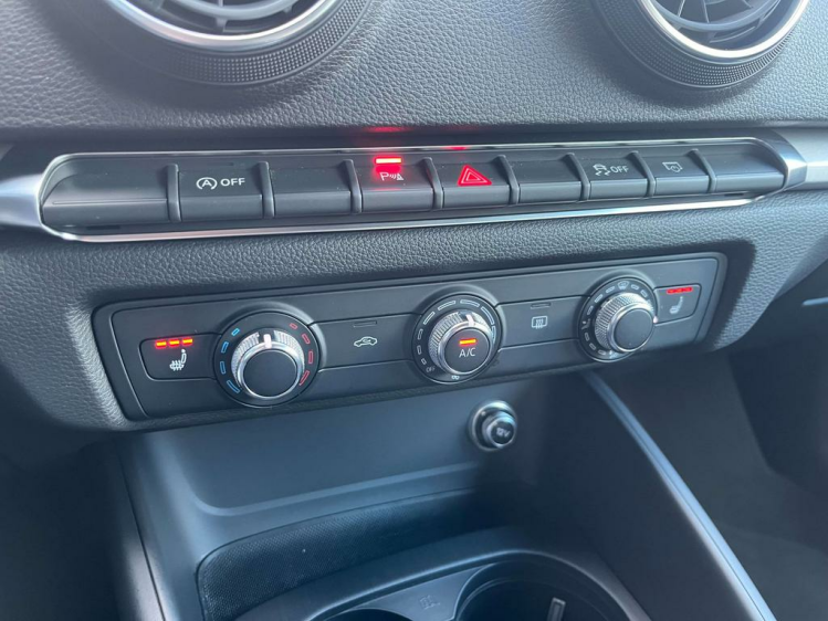 Audi A3 30 TFSI Sportback 27.893km PDC/BLTH/Zetelverwarm Leconte Motors