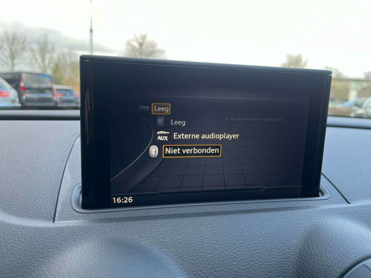 Audi A3 30 TFSI Sportback 27.893km PDC/BLTH/Zetelverwarm Leconte Motors