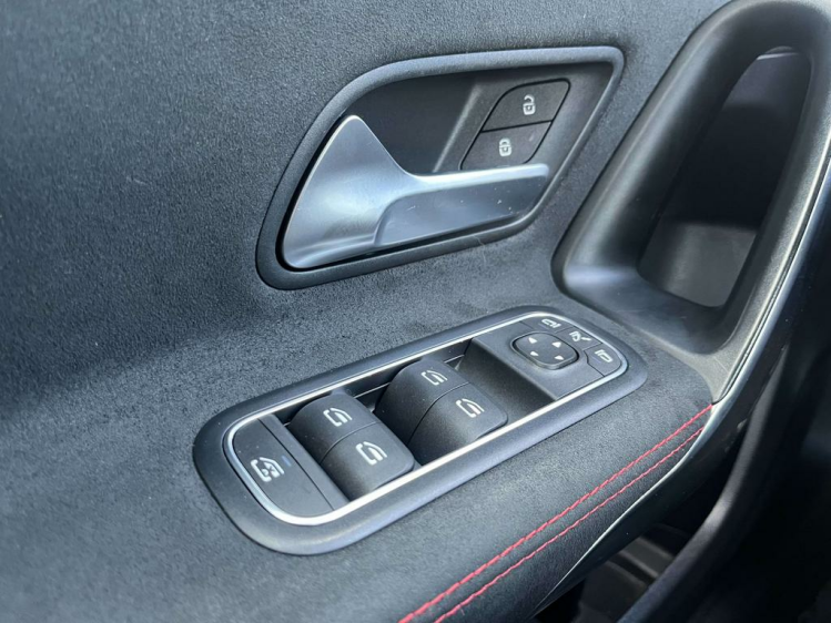 Mercedes-Benz A 180 AMG-PACK DCT LED/Widescreen/Gps/Zetelverwarming/.. Leconte Motors