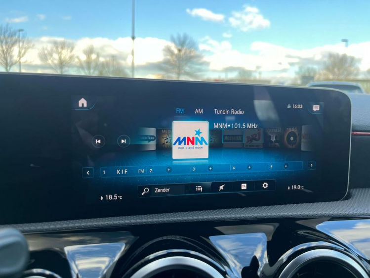 Mercedes-Benz A 180 AMG-PACK DCT LED/Widescreen/Gps/Zetelverwarming/.. Leconte Motors