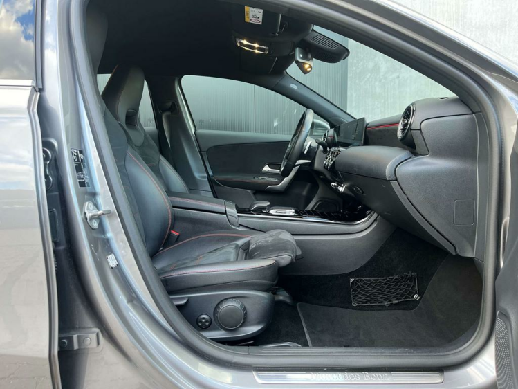 Mercedes-Benz A 180 AMG-PACK DCT LED/Widescreen/Gps/Zetelverwarming/.. Leconte Motors