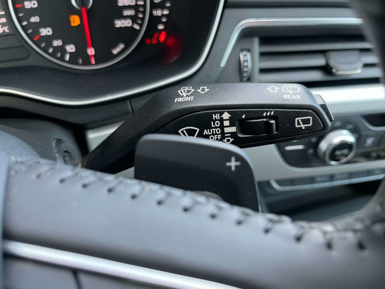 Audi A4 30 TDi S-Tronic LED/Sportzetels/GPS/Cruise/PDC/... Leconte Motors