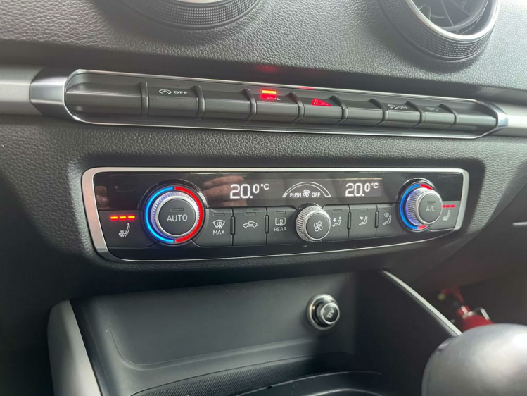 Audi A3 30 TFSI S-Tronic LED/Leder/Gps/Zetelverwarming/PDC Leconte Motors