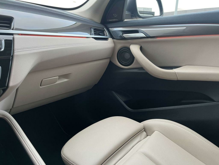 BMW X1 1.5 dA sDrive16 X-Line Full-LED/Sportzetels/Camera Leconte Motors