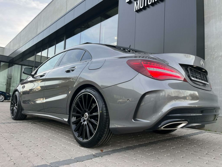 Mercedes-Benz CLA 180 Coupé AMG-PACK Panodak/LED/Sportzetels/Camera.. Leconte Motors