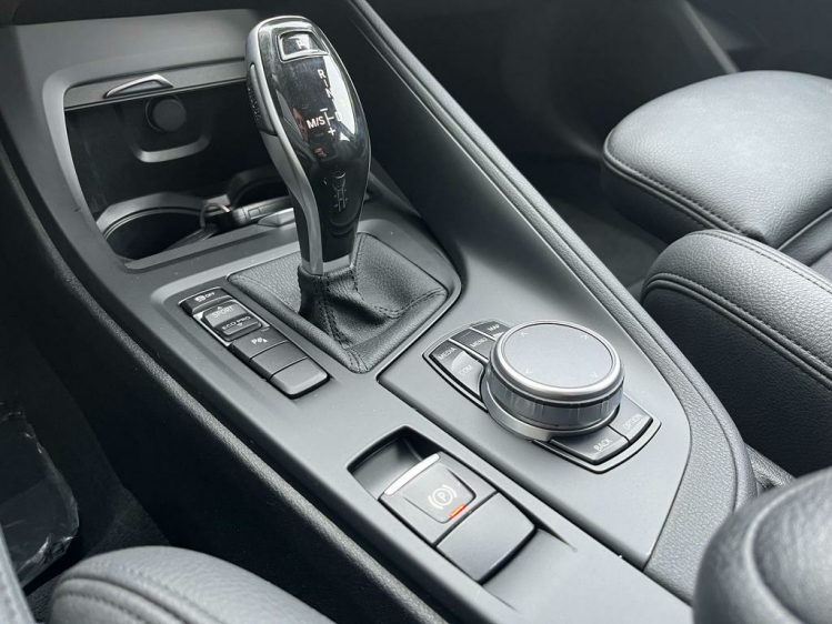 BMW X1 1.5iA sDrive18 Leder/Sportzetels/Gps-Pro/Camera/.. Leconte Motors