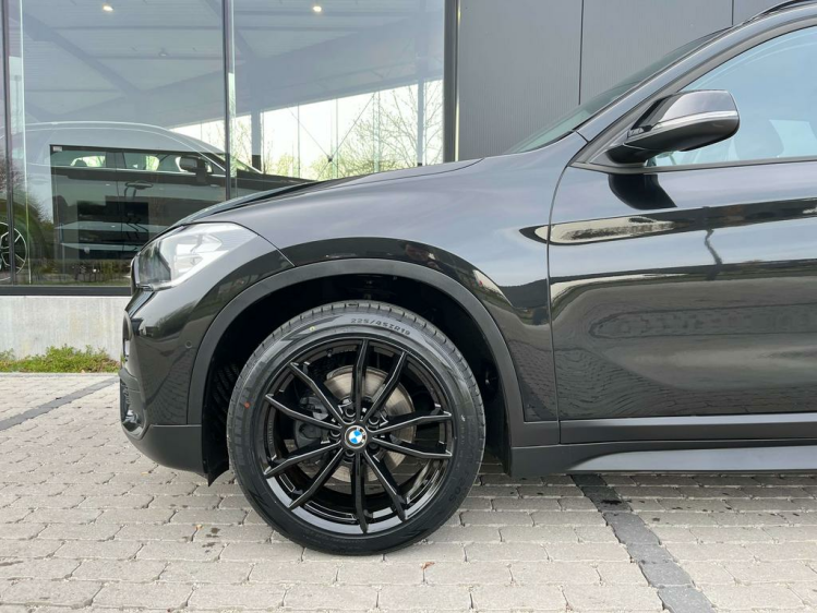BMW X1 1.5iA sDrive18 Leder/Sportzetels/Gps-Pro/Camera/.. Leconte Motors