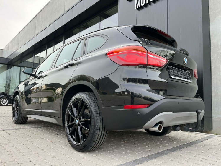 BMW X1 1.5iA sDrive18 Leder/Sportzetels/Gps-Pro/Camera/.. Leconte Motors