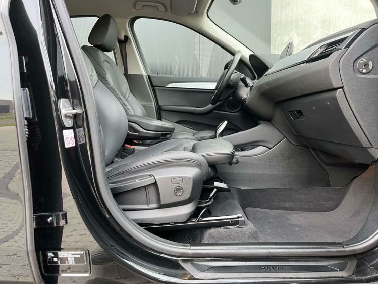 BMW X1 1.5iA sDrive18 Leder/Sportzetels/Gps-Pro/Camera/.. Leconte Motors