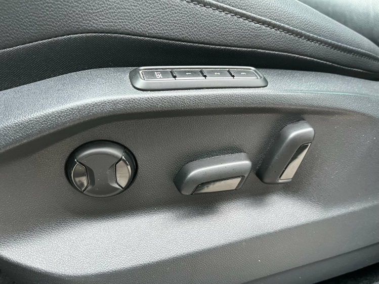 Volkswagen Tiguan 1.5 TSI Leder/Panodak/360'Camera/Gps/ACC/PDC/... Leconte Motors