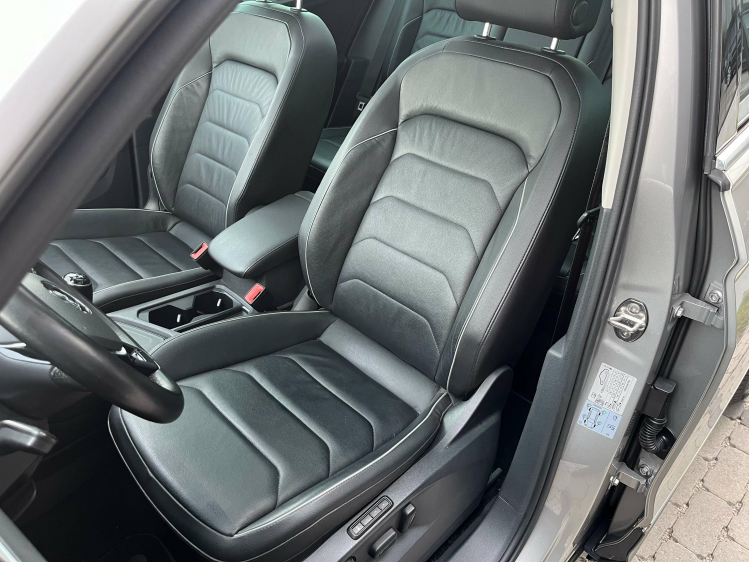 Volkswagen Tiguan 1.5 TSI Leder/Panodak/360'Camera/Gps/ACC/PDC/... Leconte Motors