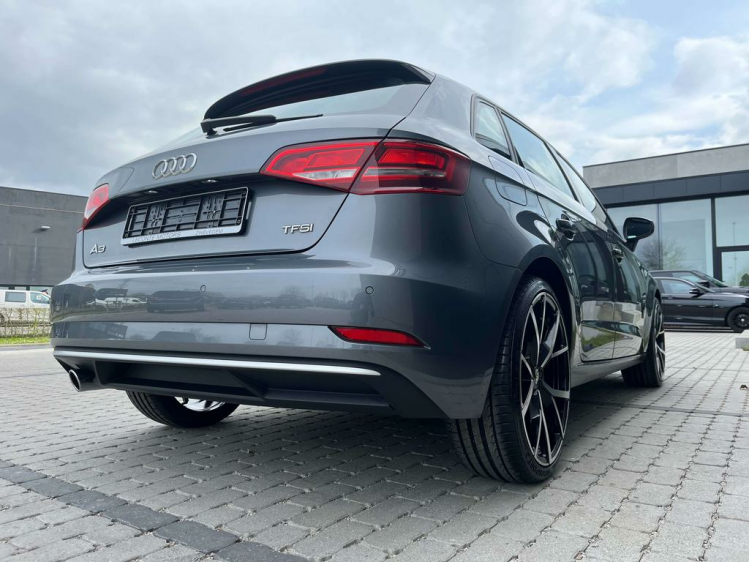 Audi A3 1.0 TFSI Sport S tronic Xenon/Sportzetels/PDC/DAB+ Leconte Motors