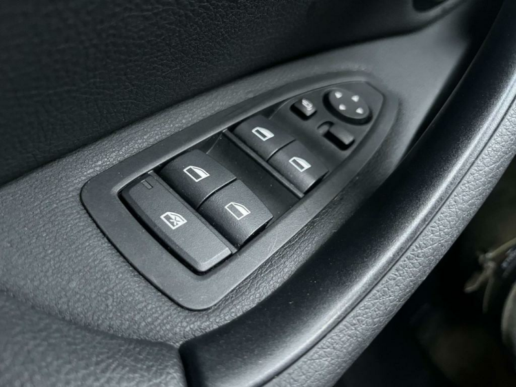 BMW X1 1.5iA sDrive18 Facelift Leder/Gps-Pro/Camera/HUD.. Leconte Motors