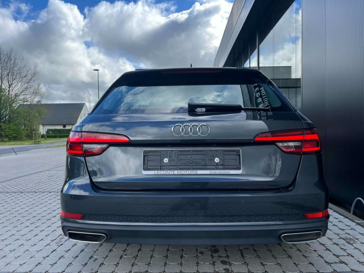 Audi A4 35 TDi S-tronic Panodak/Leder/Gps/FullLED/Trekhaak Leconte Motors
