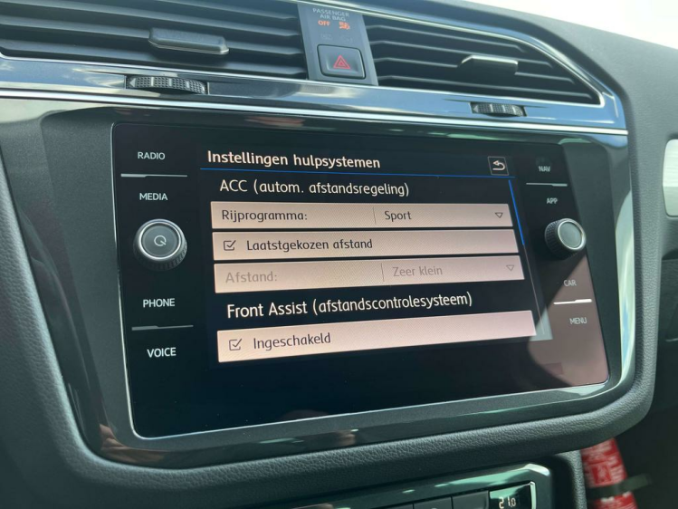 Volkswagen Tiguan 2.0 TDi DSG Virtual-Cockpit/Navigatie/Carplay/ACC Leconte Motors
