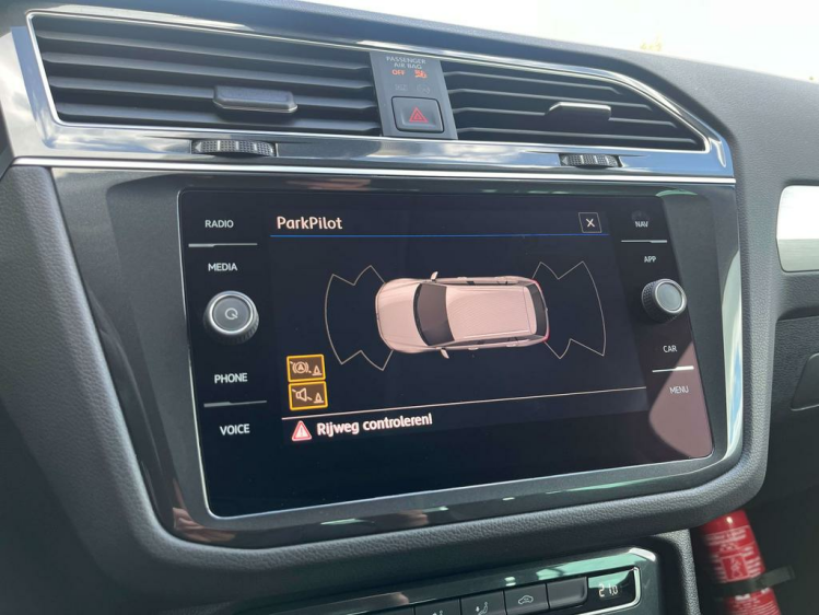 Volkswagen Tiguan 2.0 TDi DSG Virtual-Cockpit/Navigatie/Carplay/ACC Leconte Motors