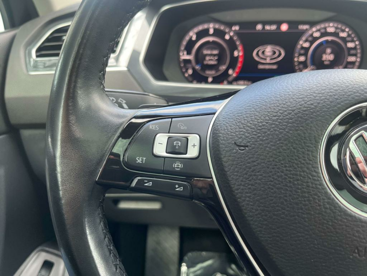 Volkswagen Tiguan Allspace 2.0 TDi Highline DSG 7-ZIT/Virtual/Panodak/360'CAM Leconte Motors