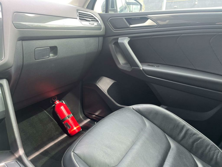 Volkswagen Tiguan Allspace 2.0 TDi Highline DSG 7-ZIT/Virtual/Panodak/360'CAM Leconte Motors