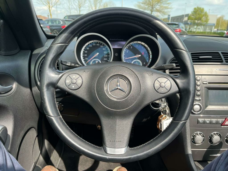 Mercedes-Benz SLK 200 Kompressor Automaat Leder/Gps/19'/Zetelverwarming! Leconte Motors