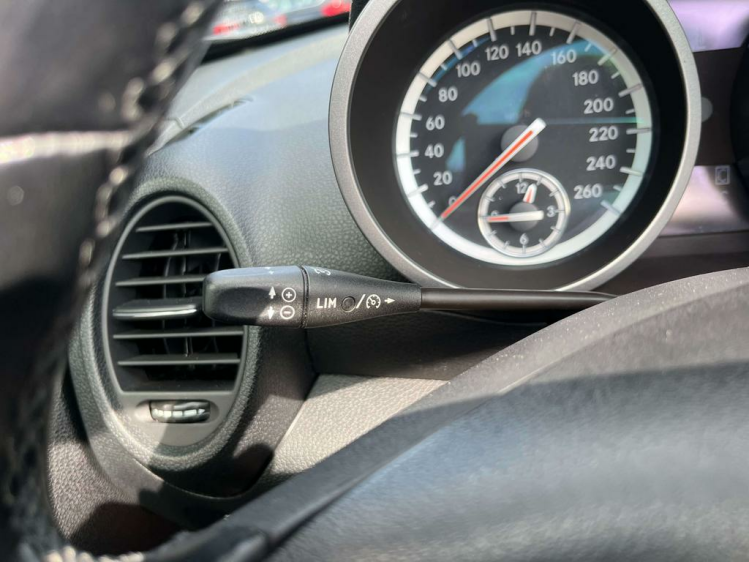 Mercedes-Benz SLK 200 Kompressor Automaat Leder/Gps/19'/Zetelverwarming! Leconte Motors