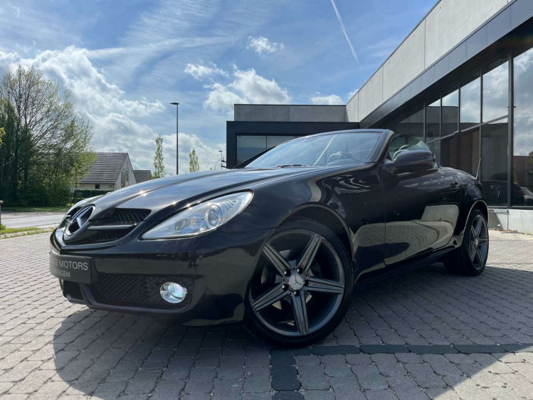 Mercedes-Benz SLK 200 Kompressor Automaat Leder/Gps/19'/Zetelverwarming! Leconte Motors