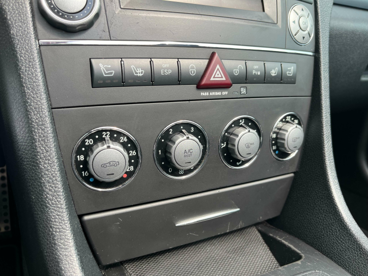 Mercedes-Benz SLK 200 Kompressor Automaat Leder/Gps/19'/Zetelverwarming! Leconte Motors