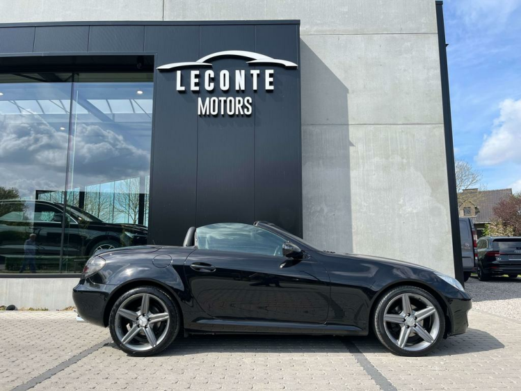 Mercedes-Benz SLK 200 Kompressor Automaat Leder/Gps/19'/Zetelverwarming! Leconte Motors