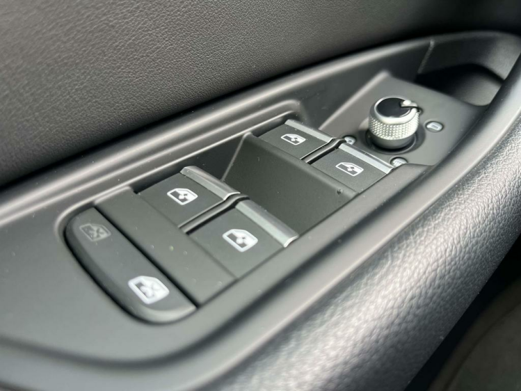 Audi A4 30 TDi S-Tronic LED/Virtual/Leder/Gps/Cruise/PDC.. Leconte Motors